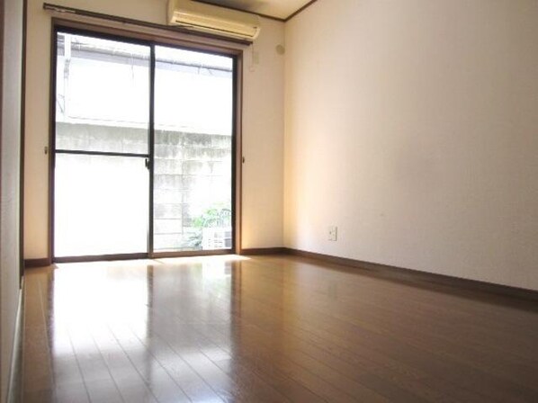 シャローム国立の物件内観写真